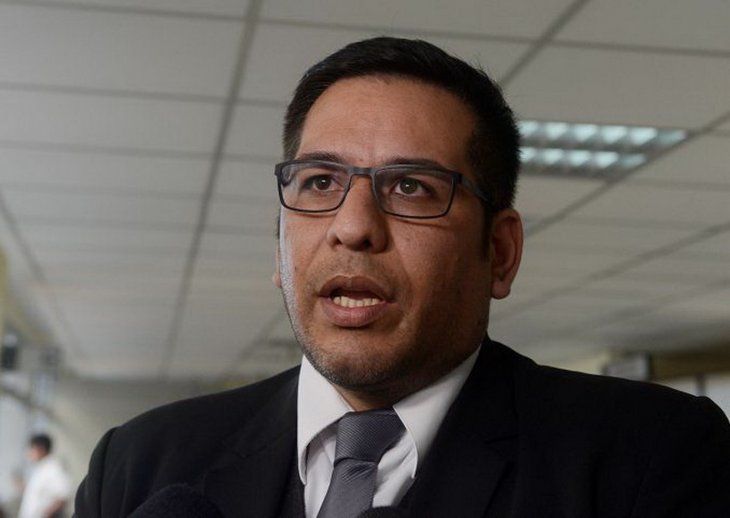 Renunció oficialmente el defensor del Pueblo