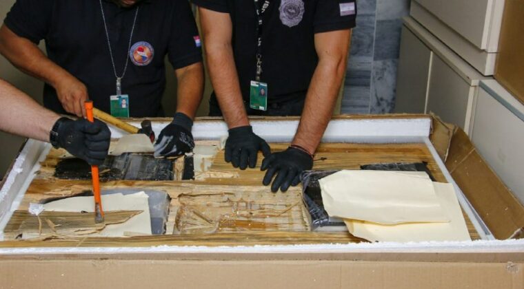 Detectan droga camuflada en mesadas de madera que llegaron de EE.UU.