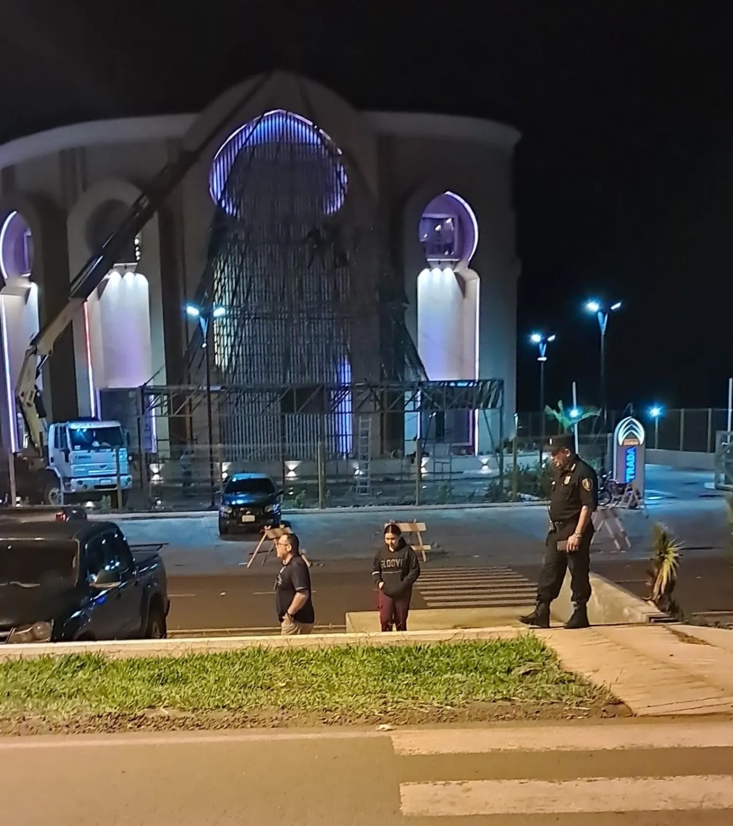 Policía Nacional y CODENI realizan abordaje nocturnos en semáforos