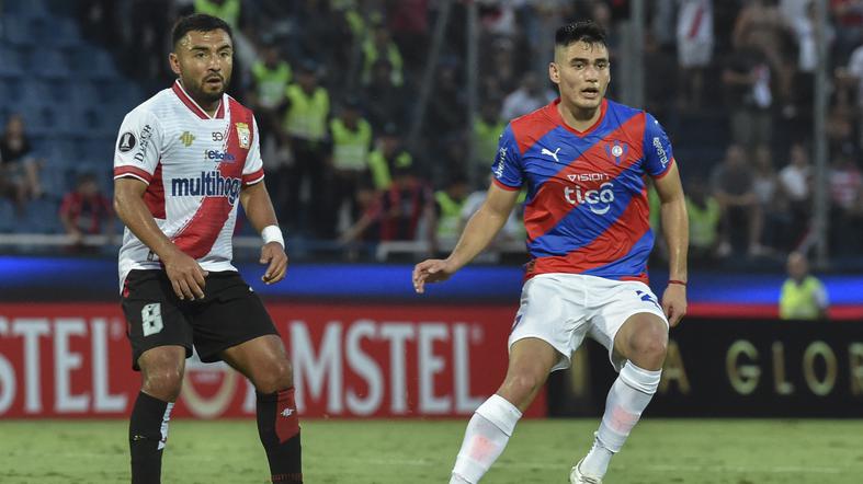Cerro se asegura participación en fase de grupos de un torneo internacional
