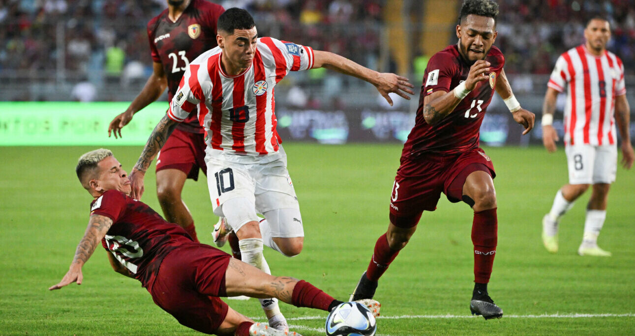 Venezuela castiga a un tibio conjunto albirrojo