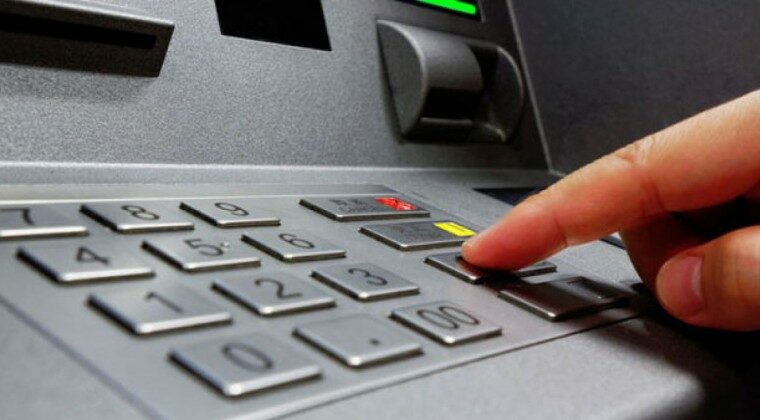 Operativos en curso por vaciamientos de cuentas bancarias