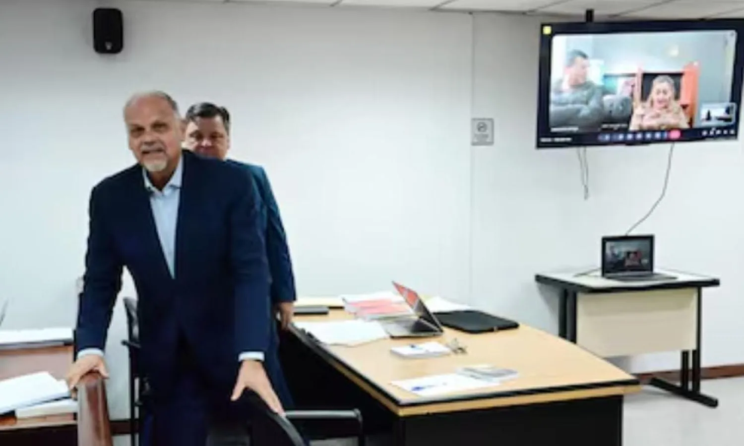 Condenan a Joaquín Roa Burgos a ocho años de prisión por direccionar licitaciones en la SEN