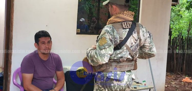 Intentó incriminar a su exnovia con un peluche relleno con droga