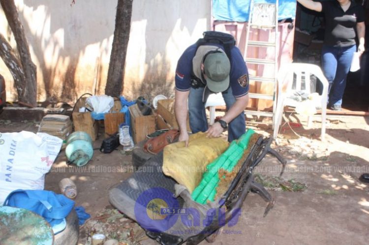 Detienen a 4 personas e incautan 100 kilos de marihuana