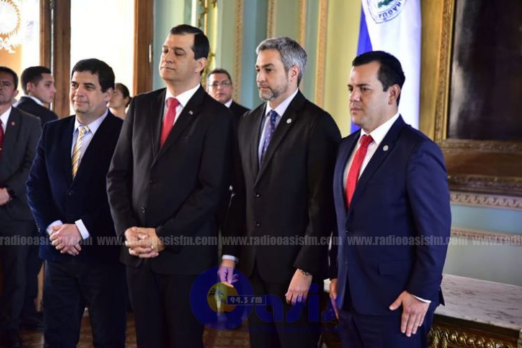 Ministro de Justicia adelanta que echará a varios directores