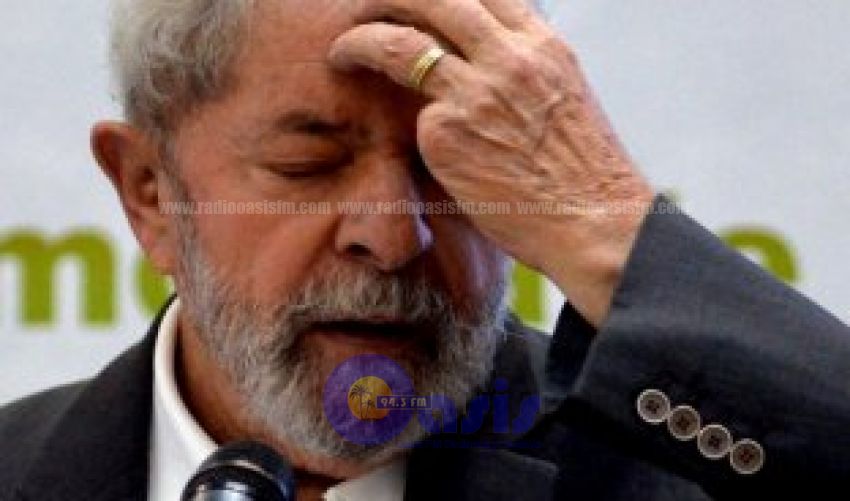 Juez ordena detención de Lula