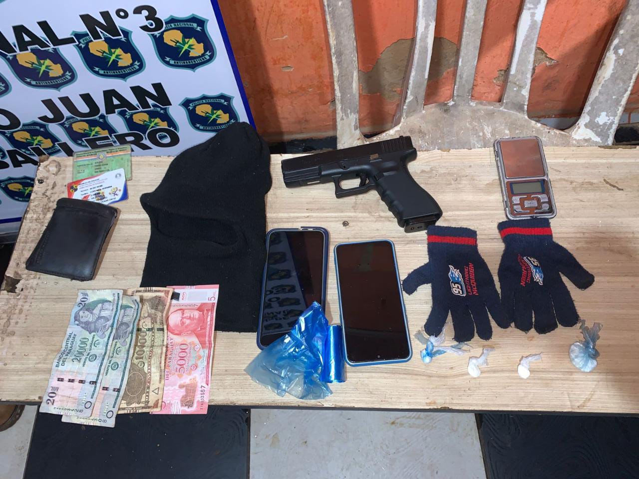 Antinarcóticos detienen a gomero con porciones de droga
