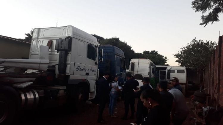 Policía desbarató en Pedro Juan aguantadero de camiones robado en Brasil