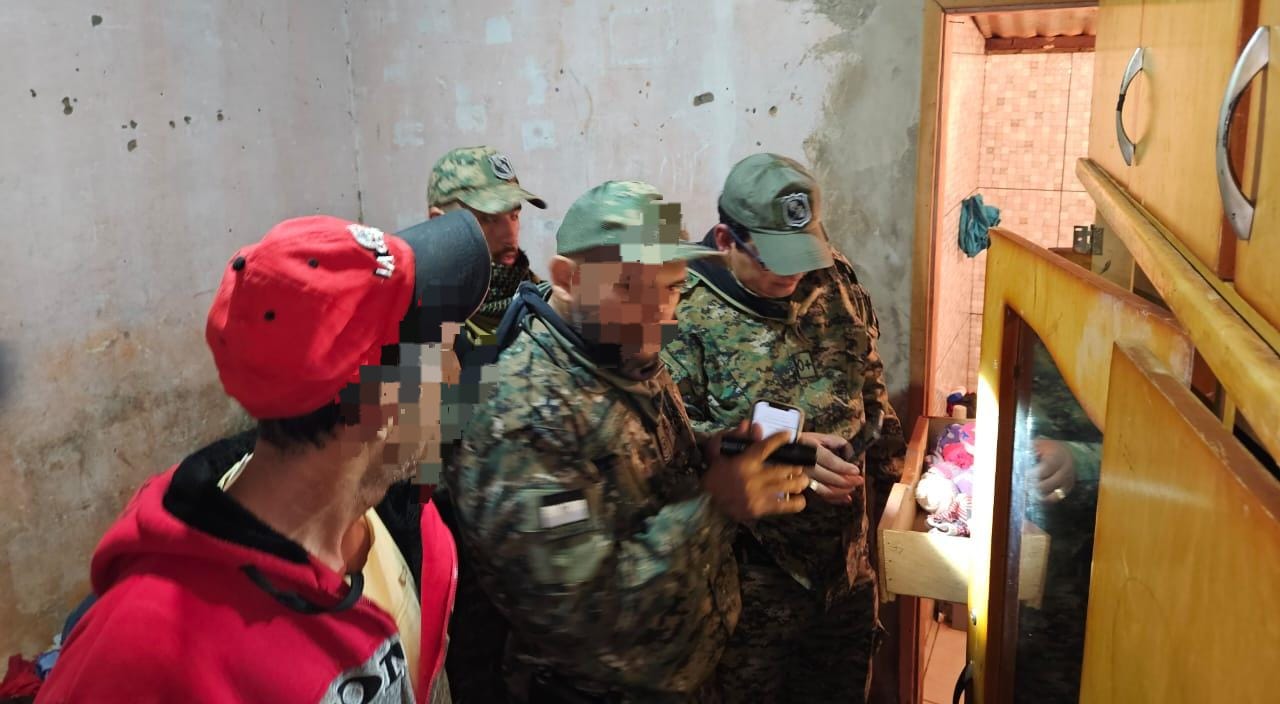 Allanamiento en el Bo. San Blas deja como saldo la detención de un microtraficante