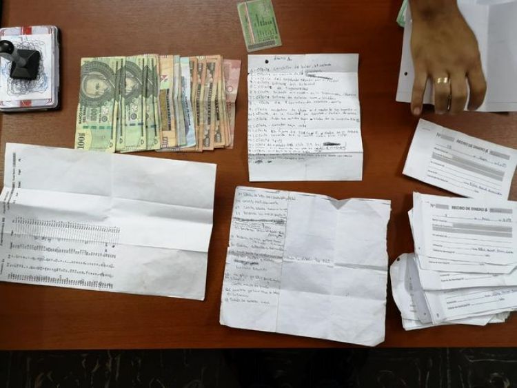 Detienen a dos jóvenes por supuesta usura