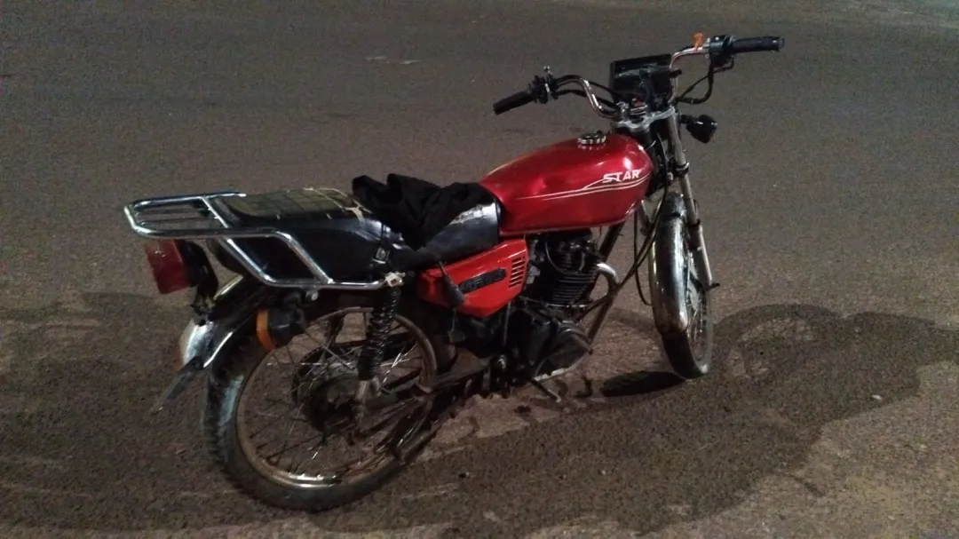 Persecución policial deriva en accidente, abandono de biciclo y fuga de malvivientes
