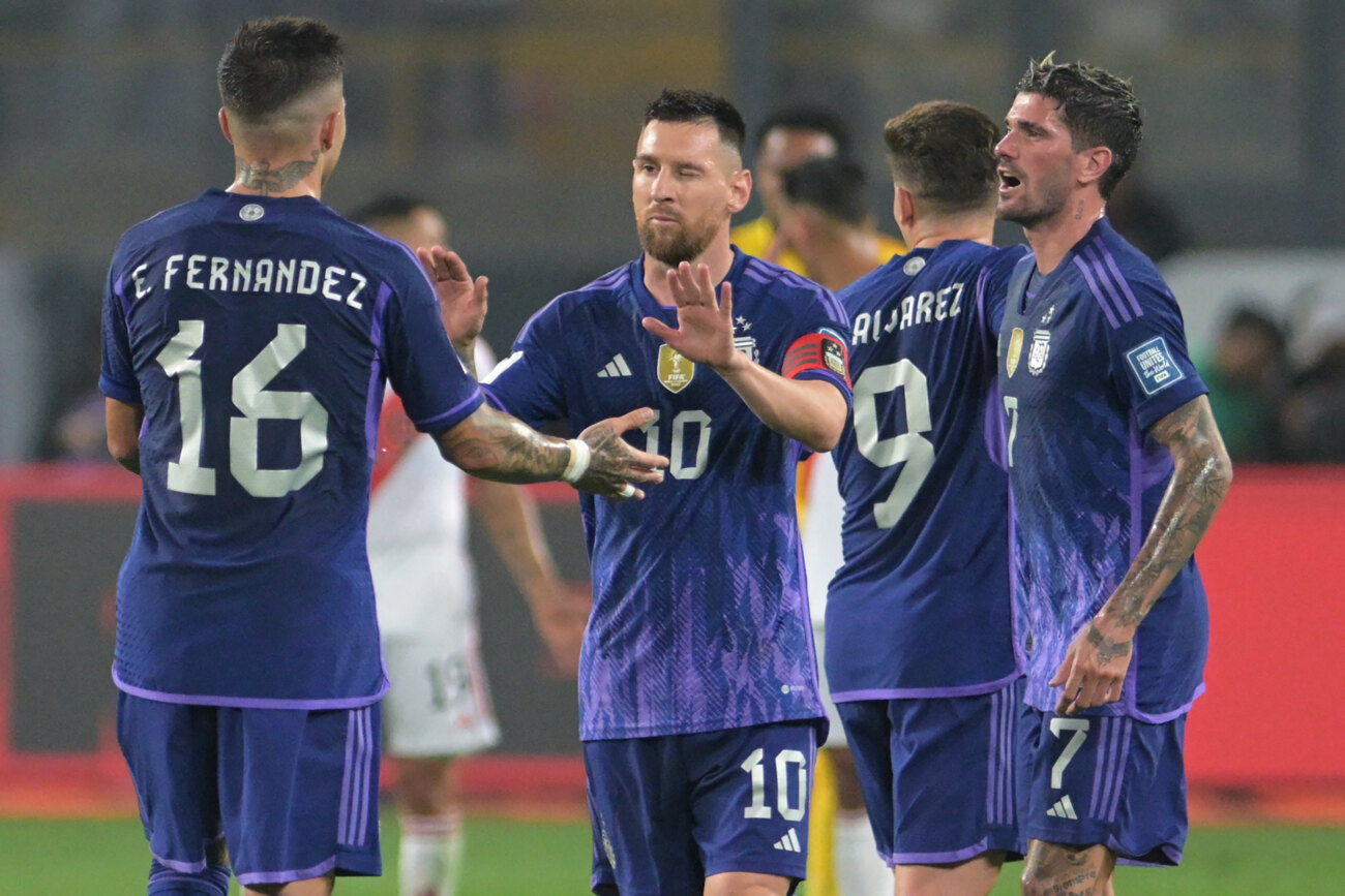 Argentina logró un triunfazo en Lima con otro show de Messi