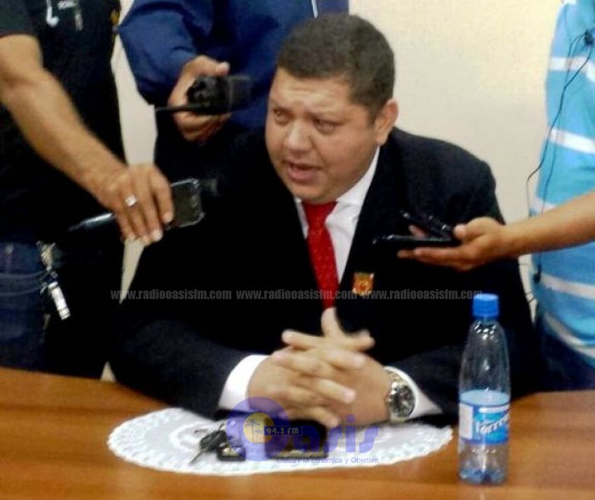 Diputado Juancho Acosta aclara publicación de periódico capitalino