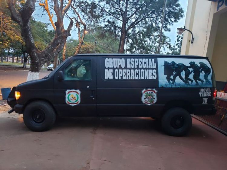 Policía de Pedro Juan recibió un vehículo táctico blindado