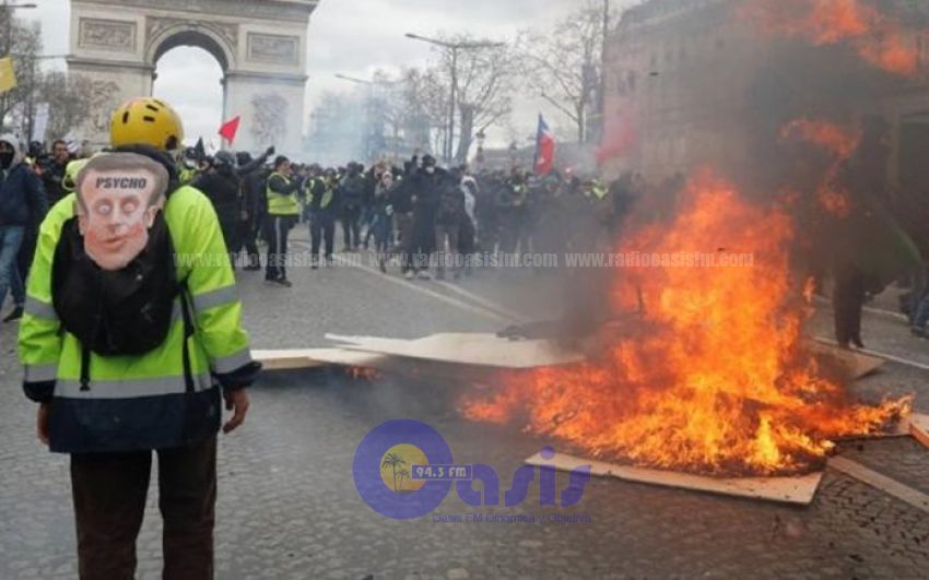 Incidentes y saqueos en marcha de chalecos amarillos en París