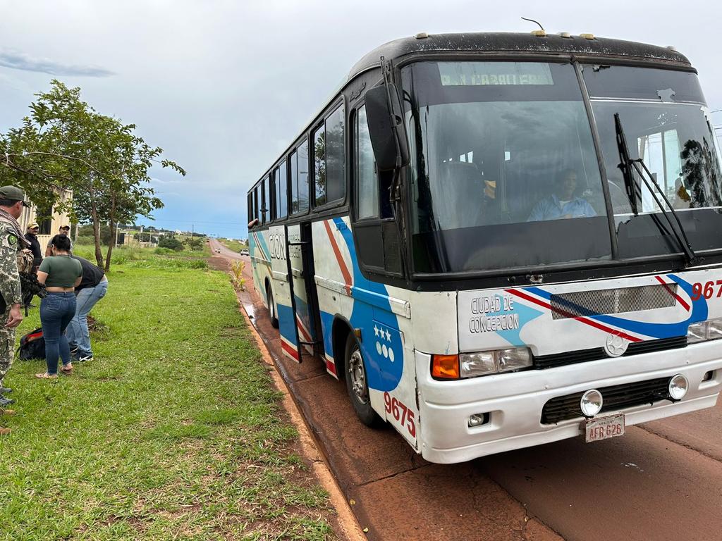 Quedó detenida por transportar marihuana en una maleta