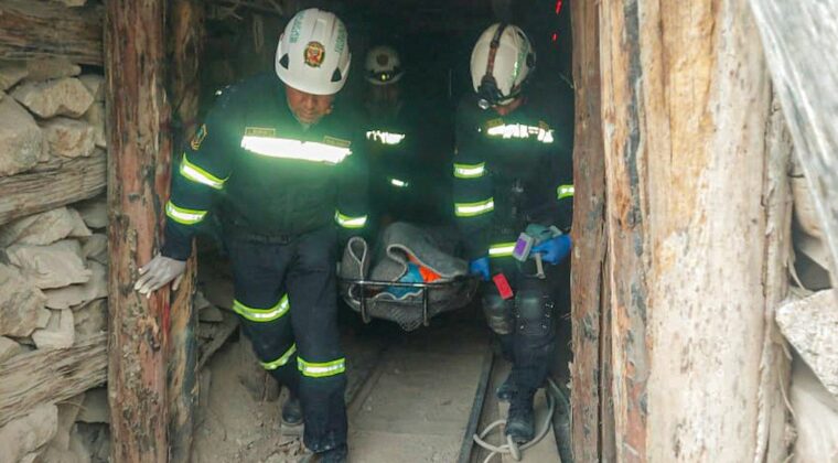 Recuperan 27 cuerpos de los trabajadores fallecidos en una mina en Perú