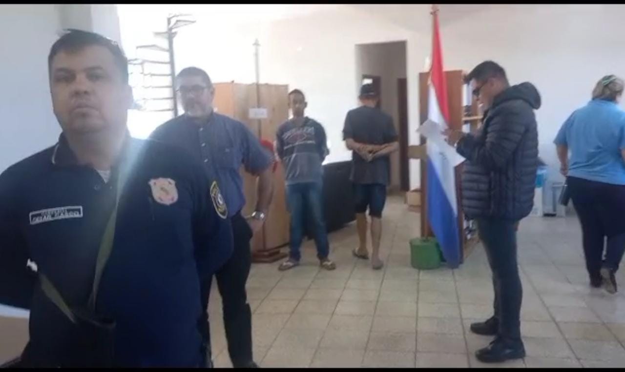 Brasileños implicados en varios hechos punibles fueron expulsados del país