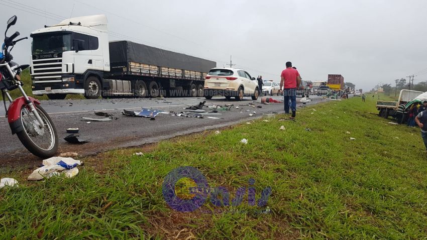 Un hombre fallece y otros dos resultan heridos tras accidente de tránsito