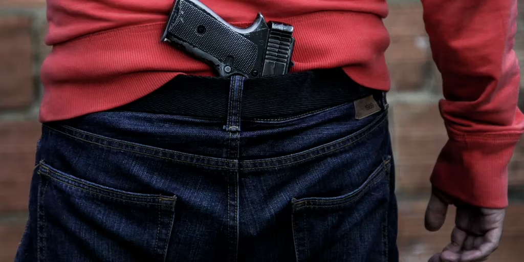 Sicarios matan a balazos a presunto narco en el este