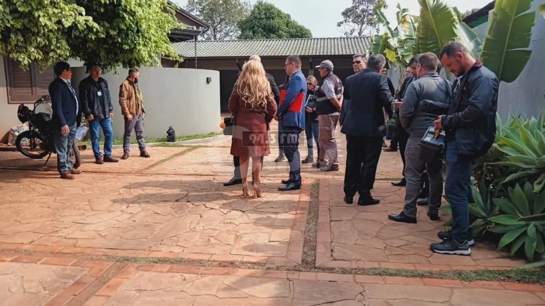 En Pedro Juan, peritos inspeccionan casa de Lalo Gomes