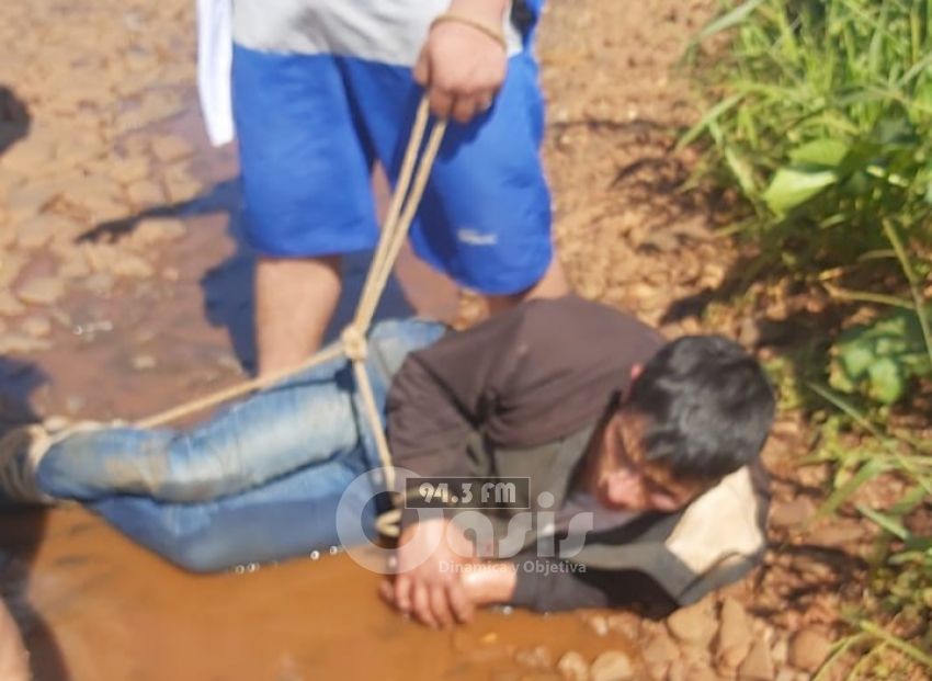 Motochorros fueron reducidos por vecinos luego de un robo en PJC.