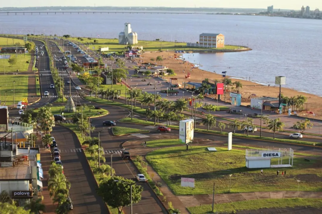 Encarnación se consolida como polo comercial para compradores argentinos