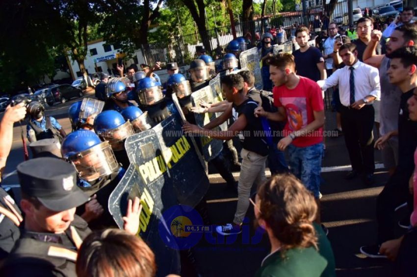 Incidentes en manifestación contra el Servicio Militar Obligatorio