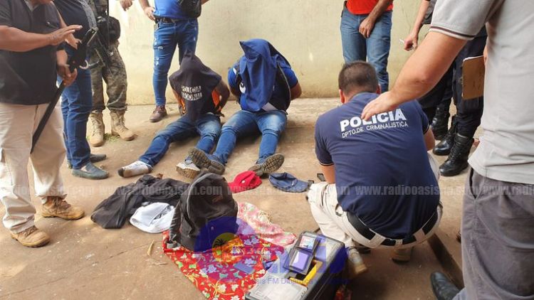 Un delincuente murió tras balacera con policías