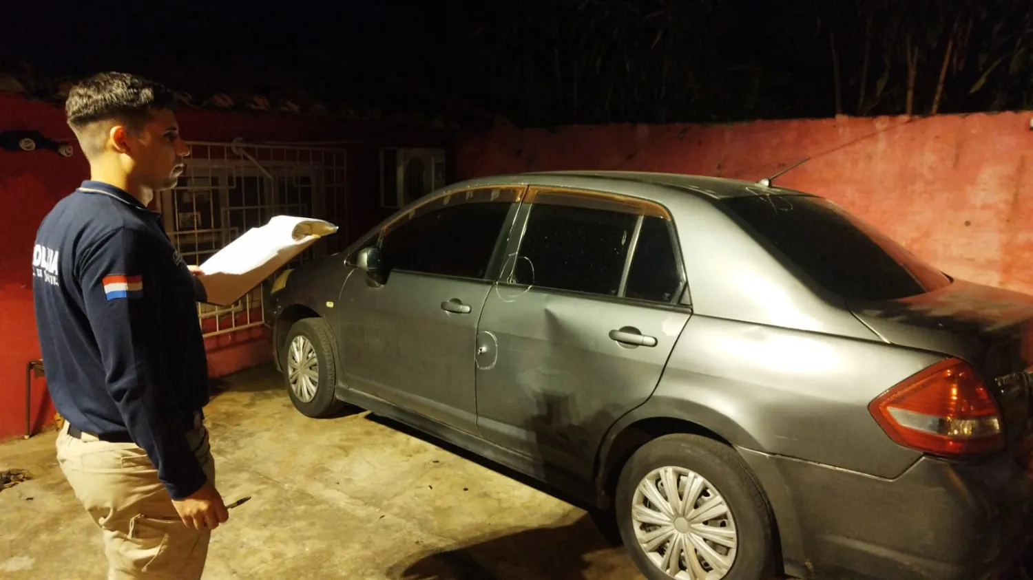 El Periodista Fabián Costa denuncia ataque a balazos contra su casa y auto en Lambaré