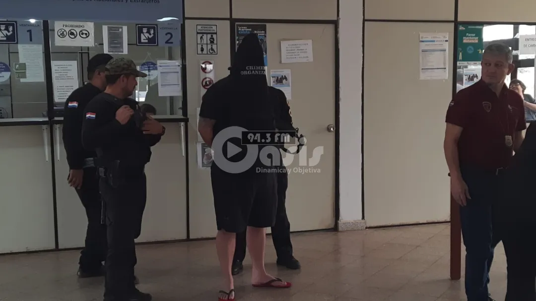 'Miembro activo' del PCC fue expulsado del país