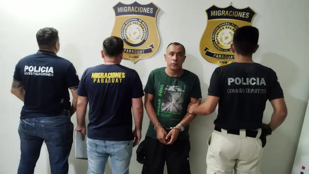 Expulsan a brasileño con orden de captura por amenaza y violencia familiar