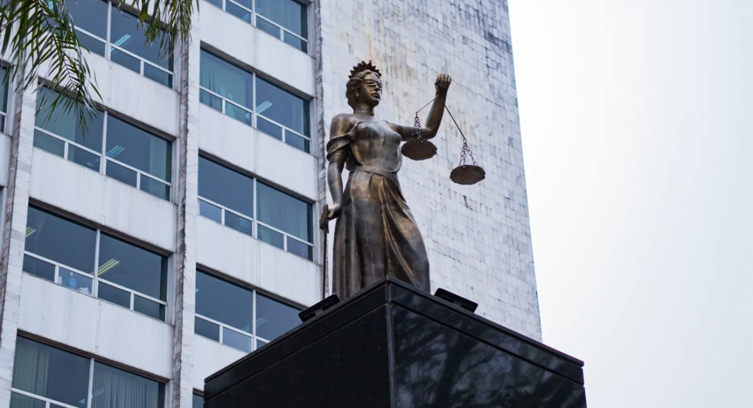 Condena ejemplar de 25 años de cárcel a un hombre que abusó de sus nietas