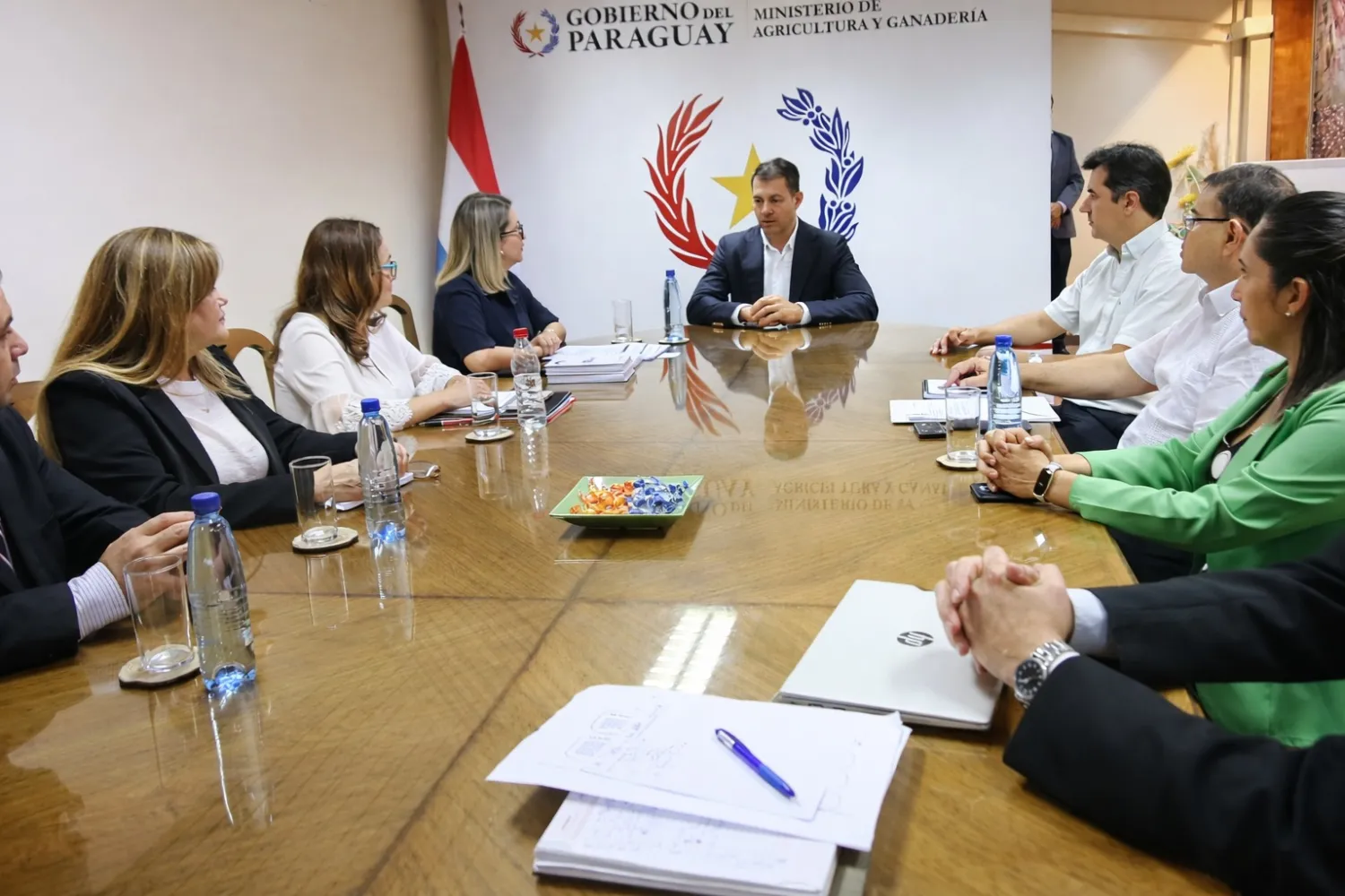 Jóvenes agricultores tendrán oportunidades laborales en el exterior