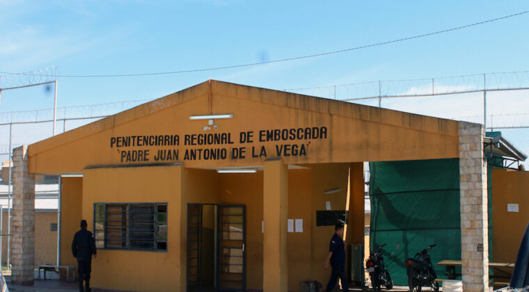 Hallan muerto a un interno en la cárcel de Emboscada