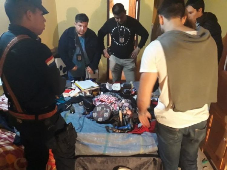 Detienen a colombiana sospechosa de robos a departamentos