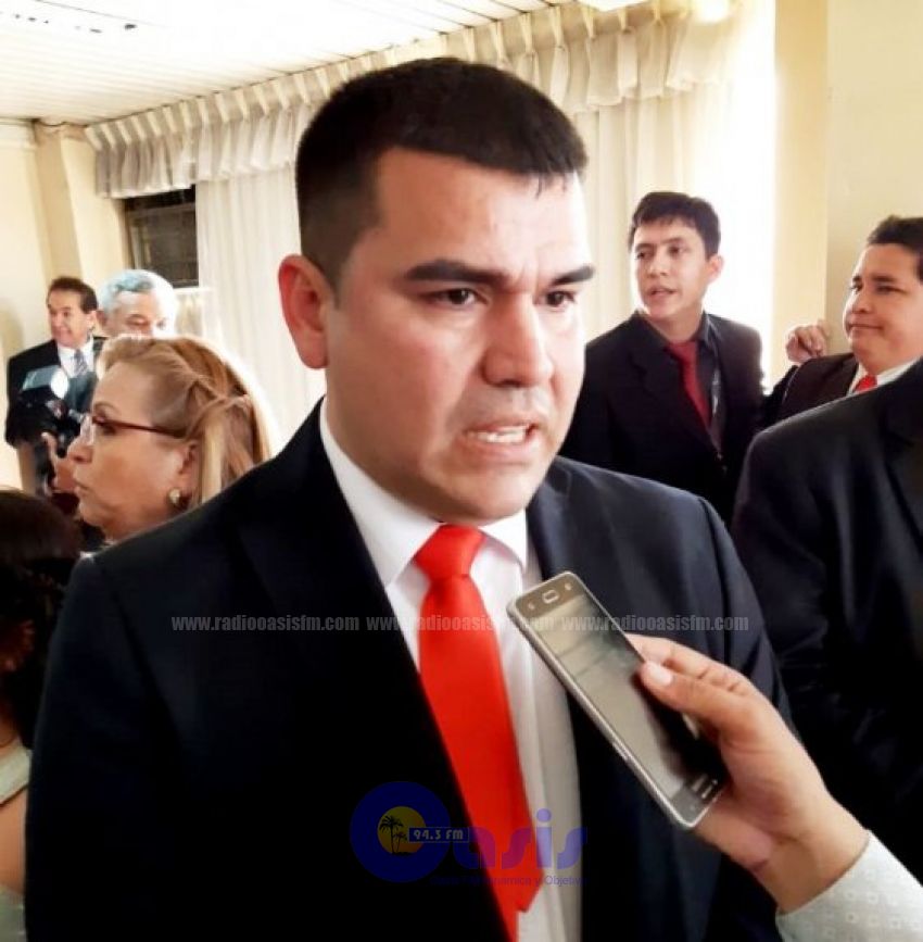 Vega renuncia a Migraciones