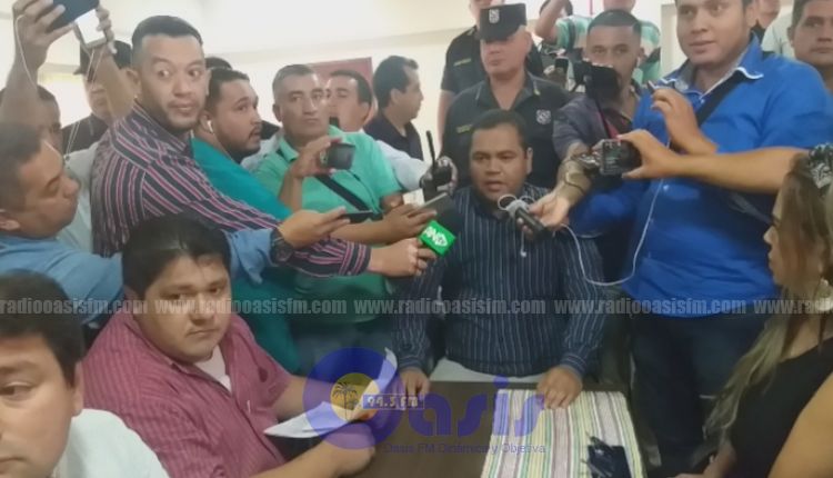 Entre incidentes en sesión de Junta Municipal en Pedro Juan eligen nuevo Presidente