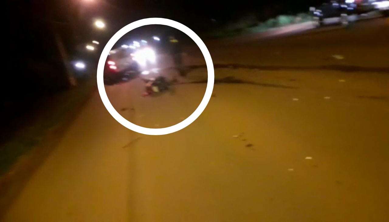 Choque entre Minibuss y motocicleta deja como saldo un fallecido