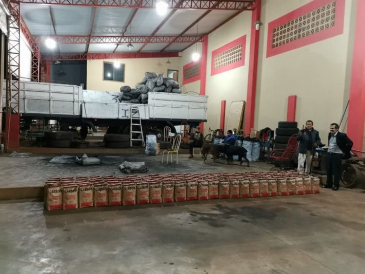 Senad allana depósito que servía para acondicionar rodados con doble fondo