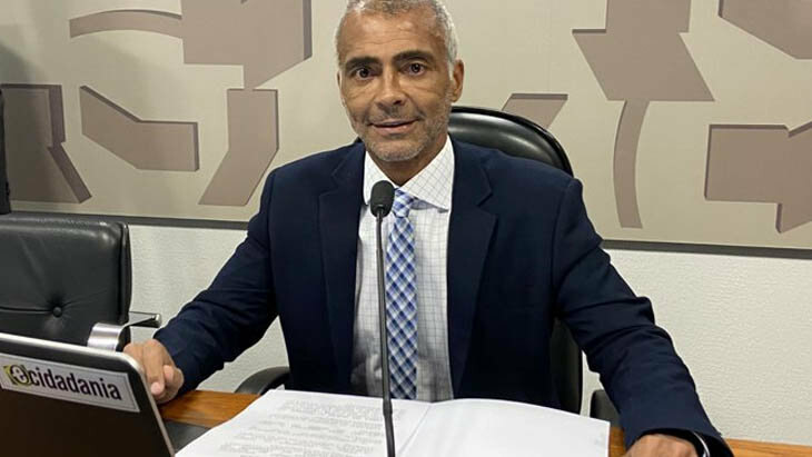 Internaron a la leyenda brasileña Romário