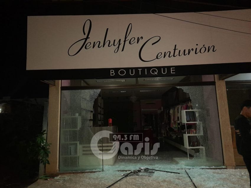 Por segunda vez disparan contra boutique de Yenhyfer Centurión en Pedro Juan