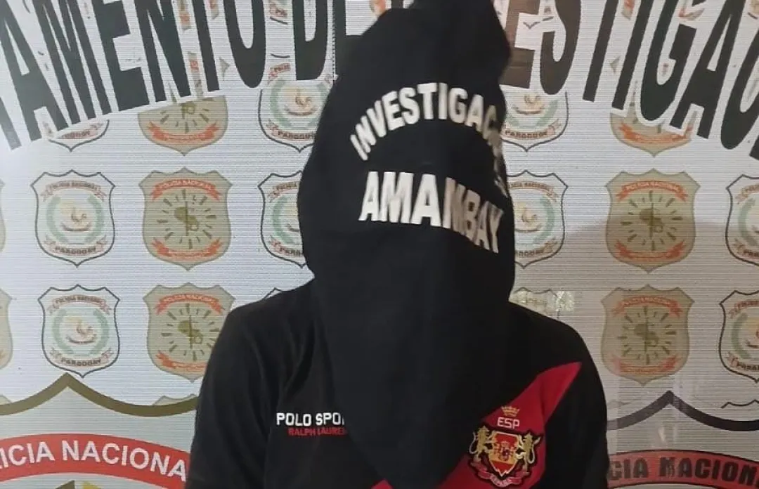 Persecución deriva en recuperación de motocicleta y aprehención de un hombre