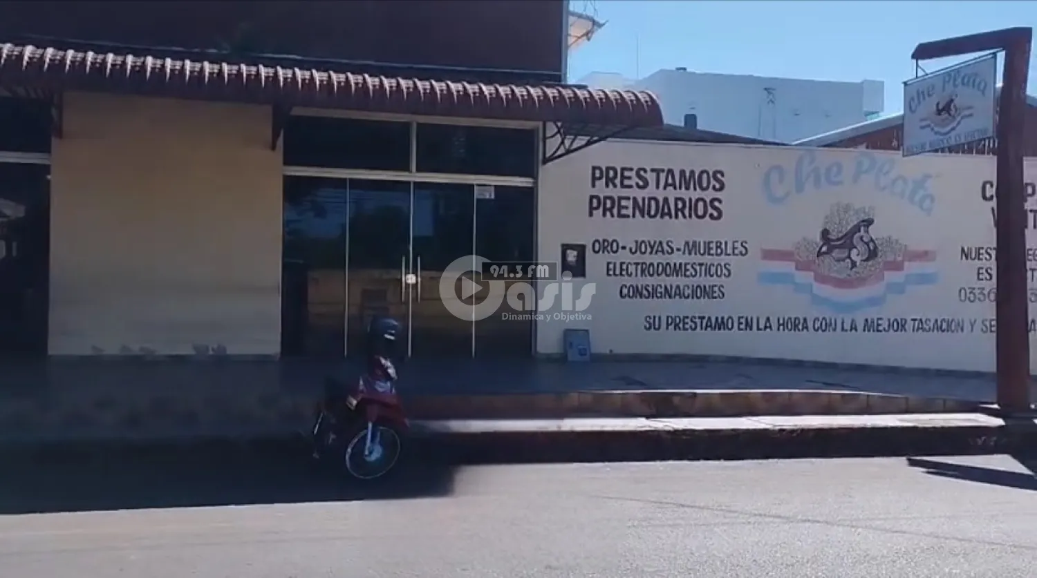 Delincuentes roban joyas tras ingresar por el techo a local de empeños en Pedro Juan