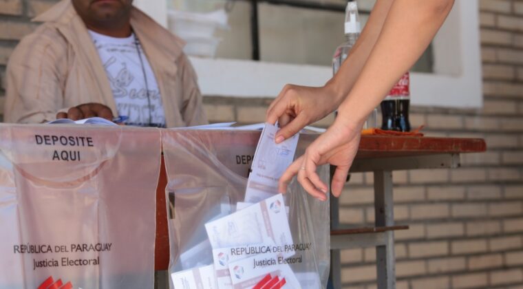 Jornada de elecciones en 13 municipios