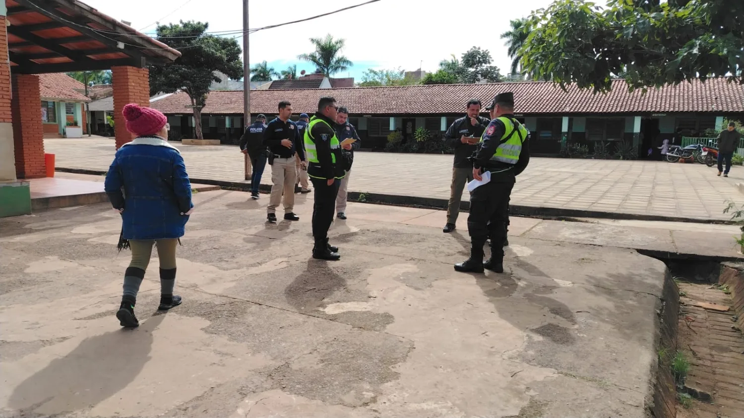 Activan protocolo de seguridad por amenaza de tiroteo en escuela de Pedro Juan Caballero