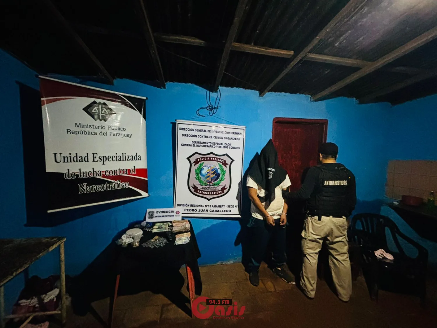 Detienen a joven durante allanamiento antidrogas en Pedro Juan