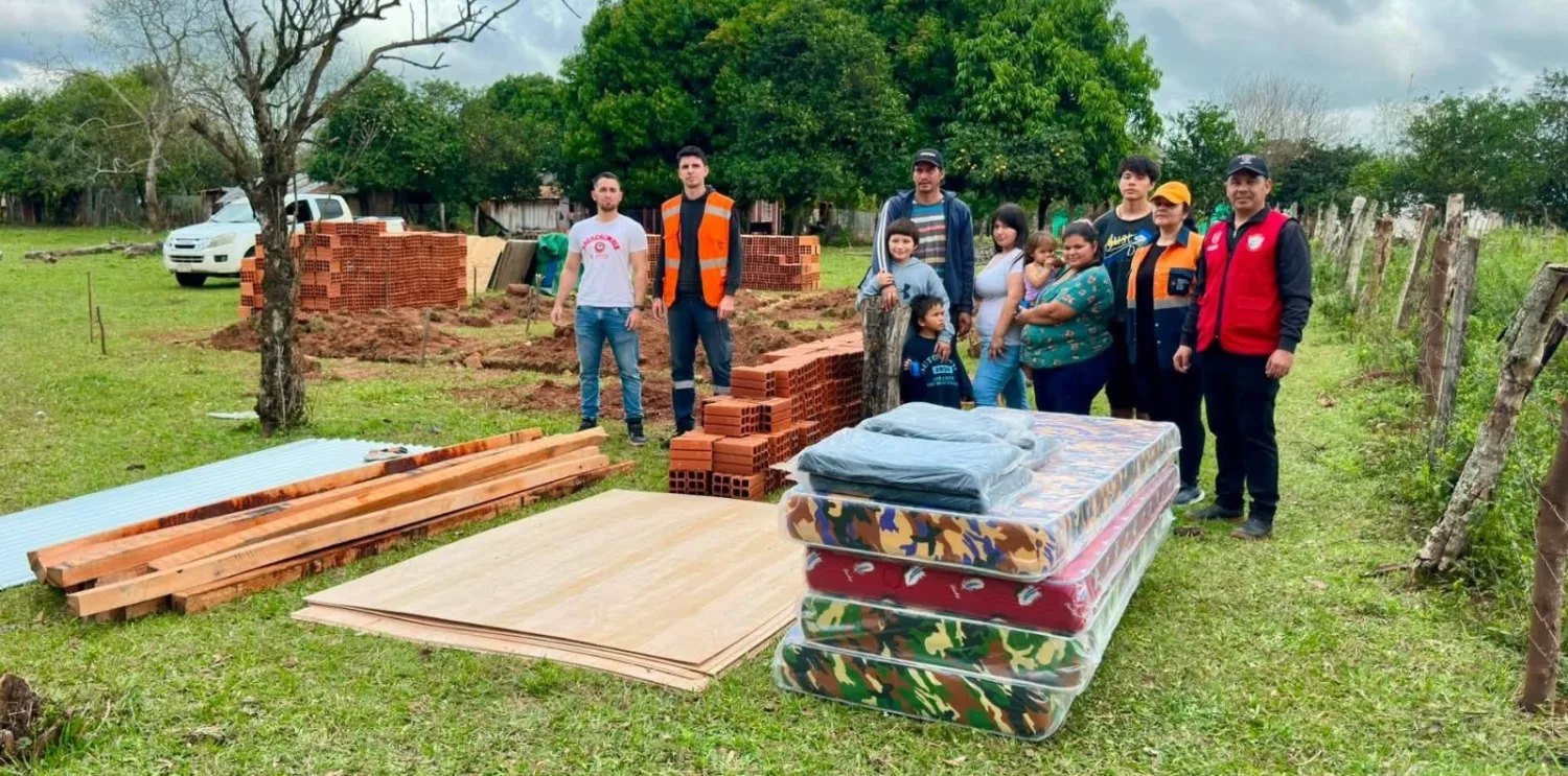 SEN entrega ayuda humanitaria a damnificados por temporal en distritos del Guairá